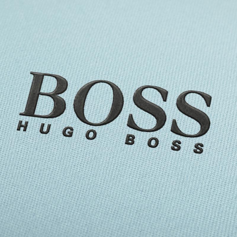 Фирма hugo. Хуго босс логотип. Знак Хьюго босс. Восс бренд Хуго босс. Босс Хуго босс логотип.